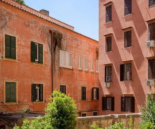 A World Aparts - 504 Corso Rome